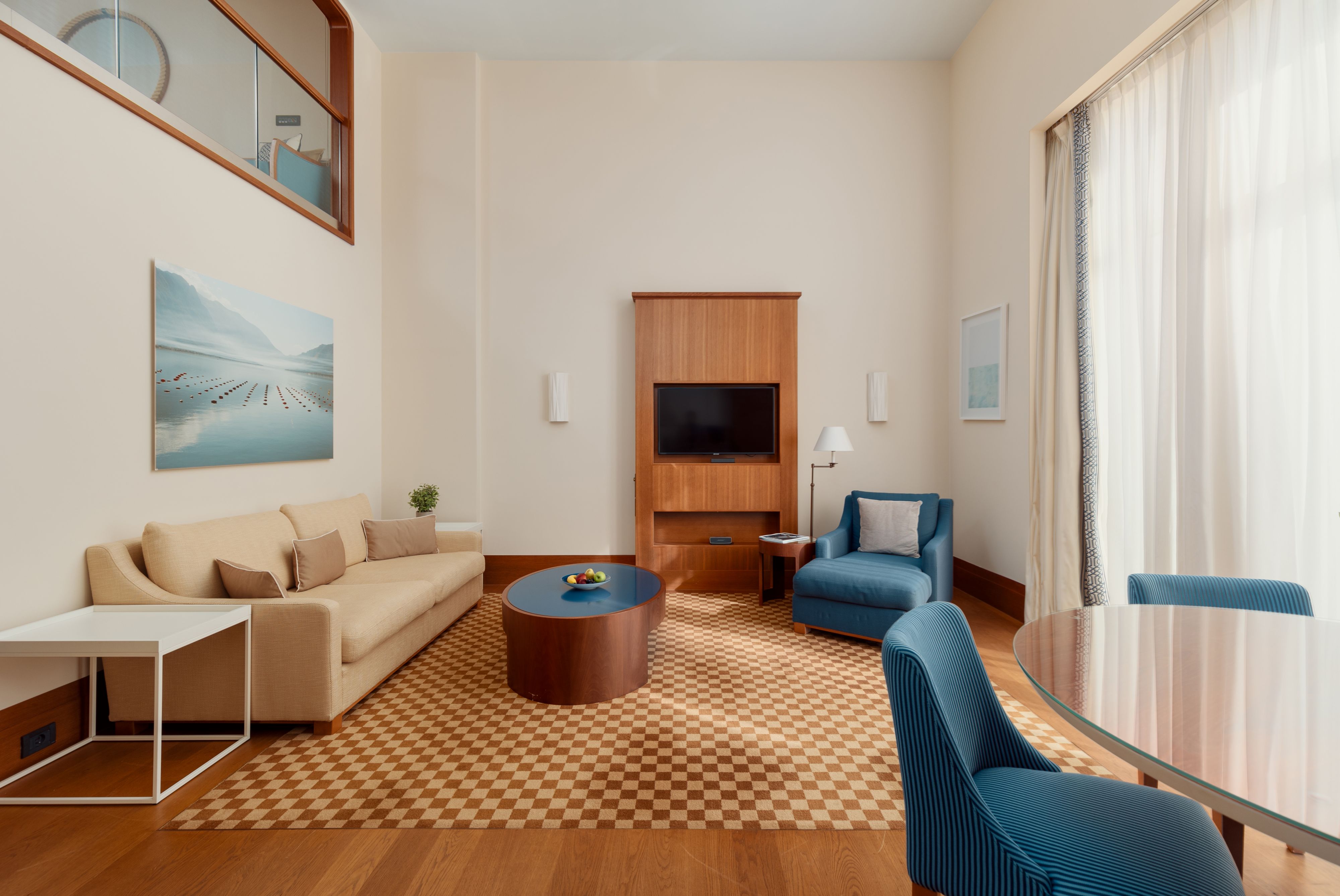 Three-Bedroom Suite with Sea View Duplex