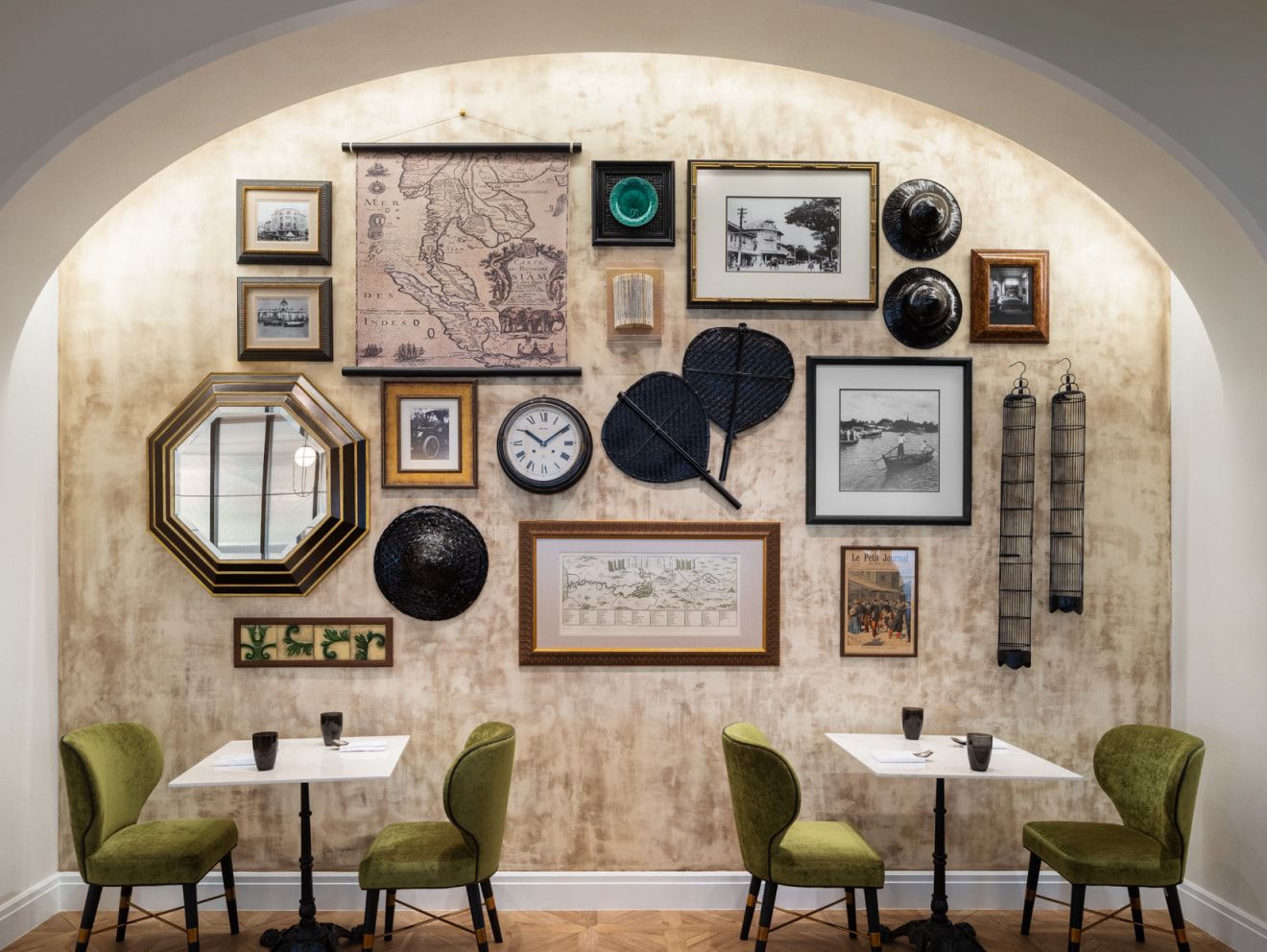 洲至奢选酒店精心设计的会客区