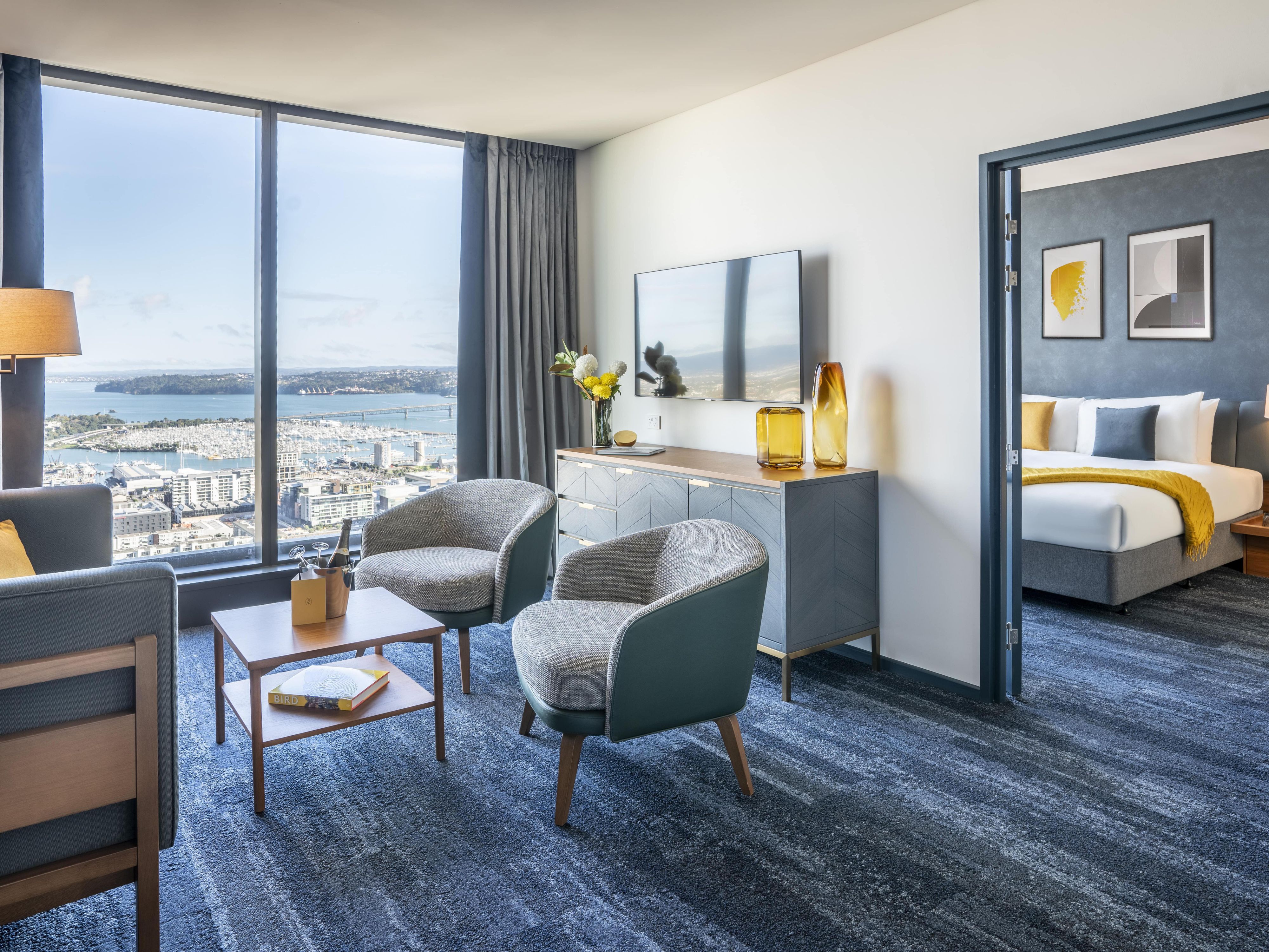 1 King Bed 1 Bedroom Suite Harbour View