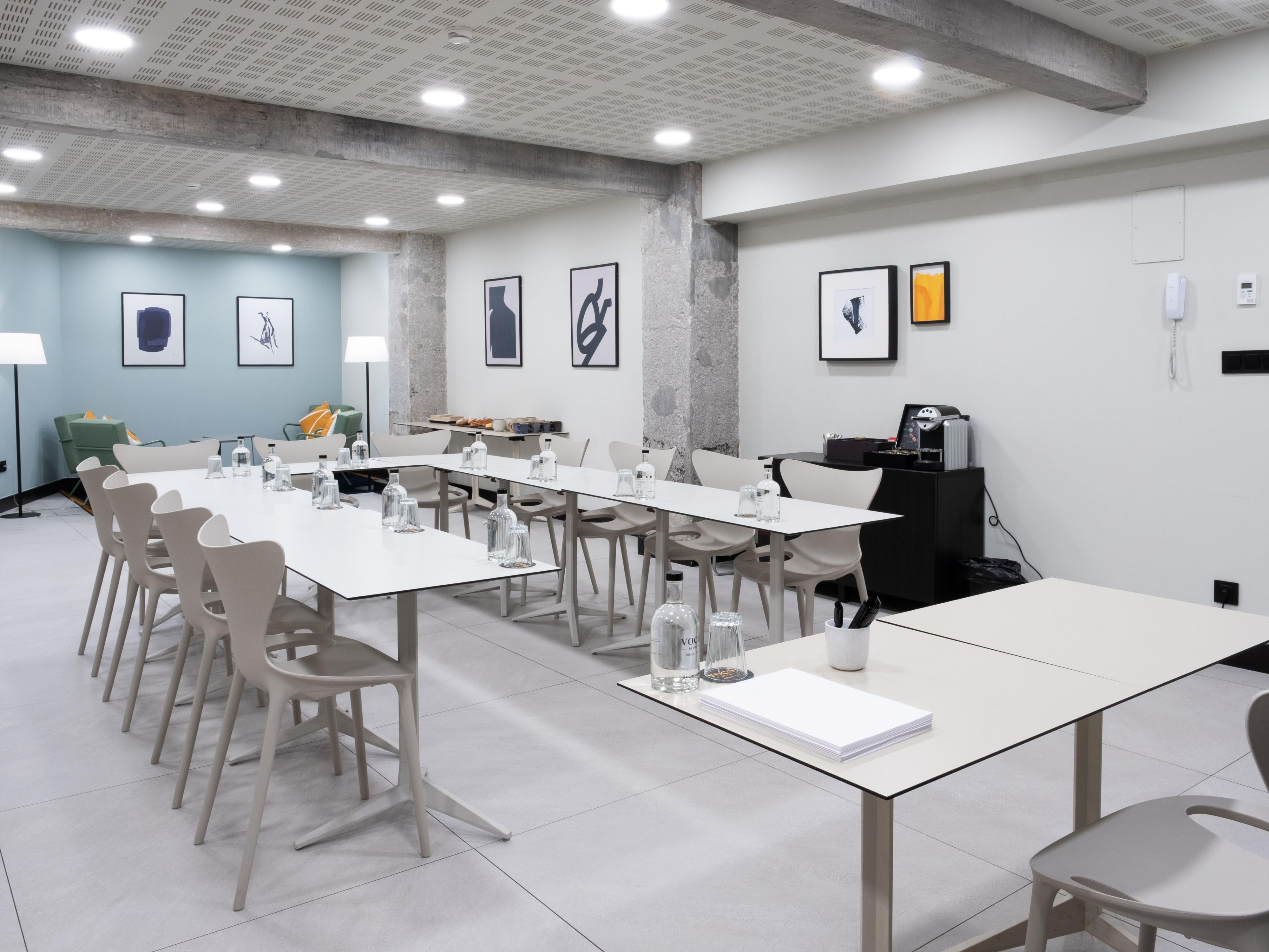 Elevate your meetings and events at voco Bilbao City. Ideal for corporate events, conferences, and private functions.