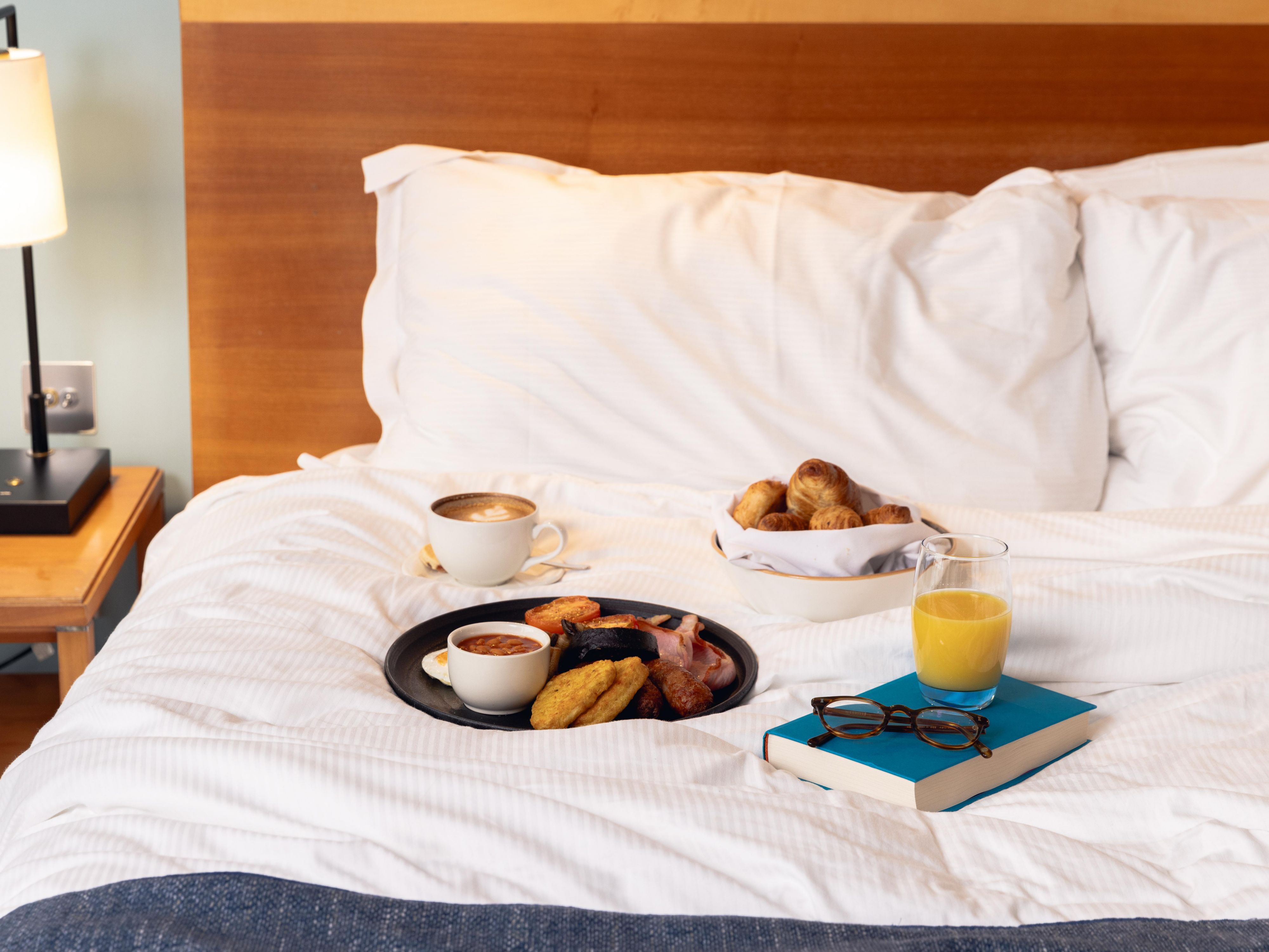 Craving a midnight snack, a late dinner, or simply some private time? Our room service is perfect for those moments when you want delicious food delivered right to your door. Whether you're unwinding after a long day or enjoying a quiet night in, our menu has everything you need to satisfy your appetite, anytime.