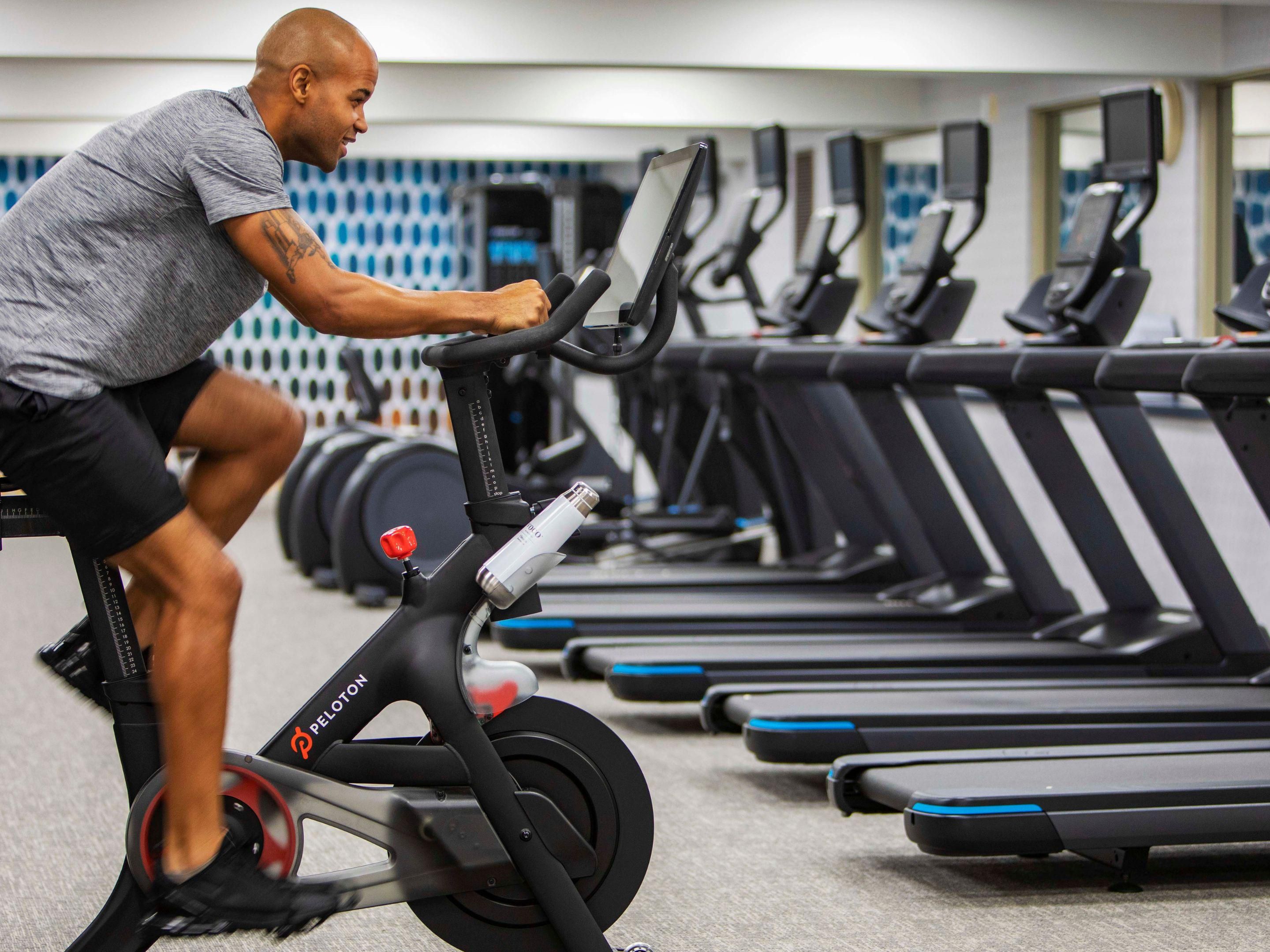 Whether you're an early bird looking to get energized or night owl in need of unwinding, our fitness center is open 24 hours a day and is equipped with Peloton bikes, free weights, treadmills and a sauna.
