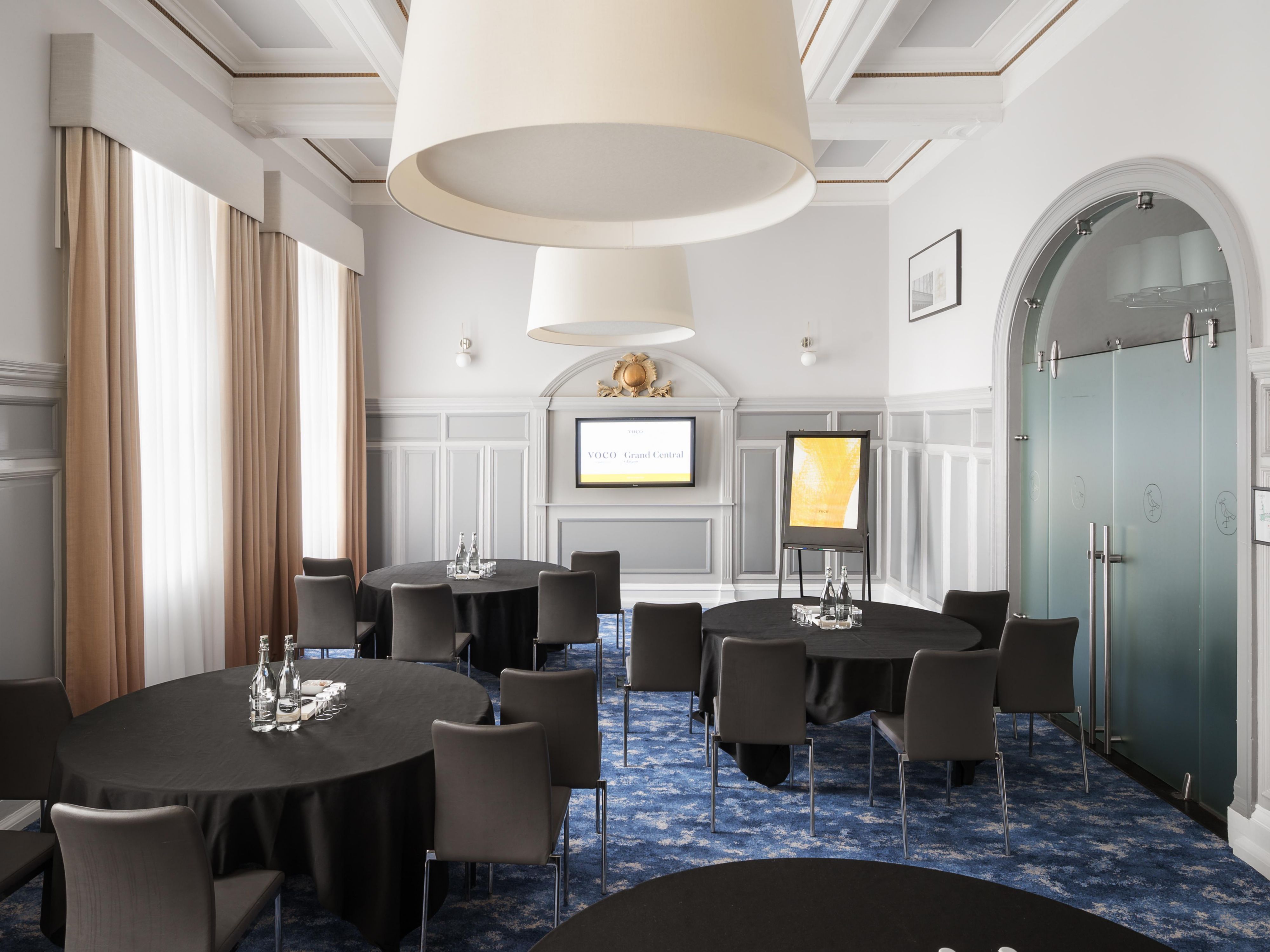 Experience sustainable meetings at voco Grand Central with our Conscious Connections package, tailored to align with your business's sustainability goals. Enjoy full-day room hire, ethically sourced delegate lunch, refreshments, and a tree planted for each delegate. 