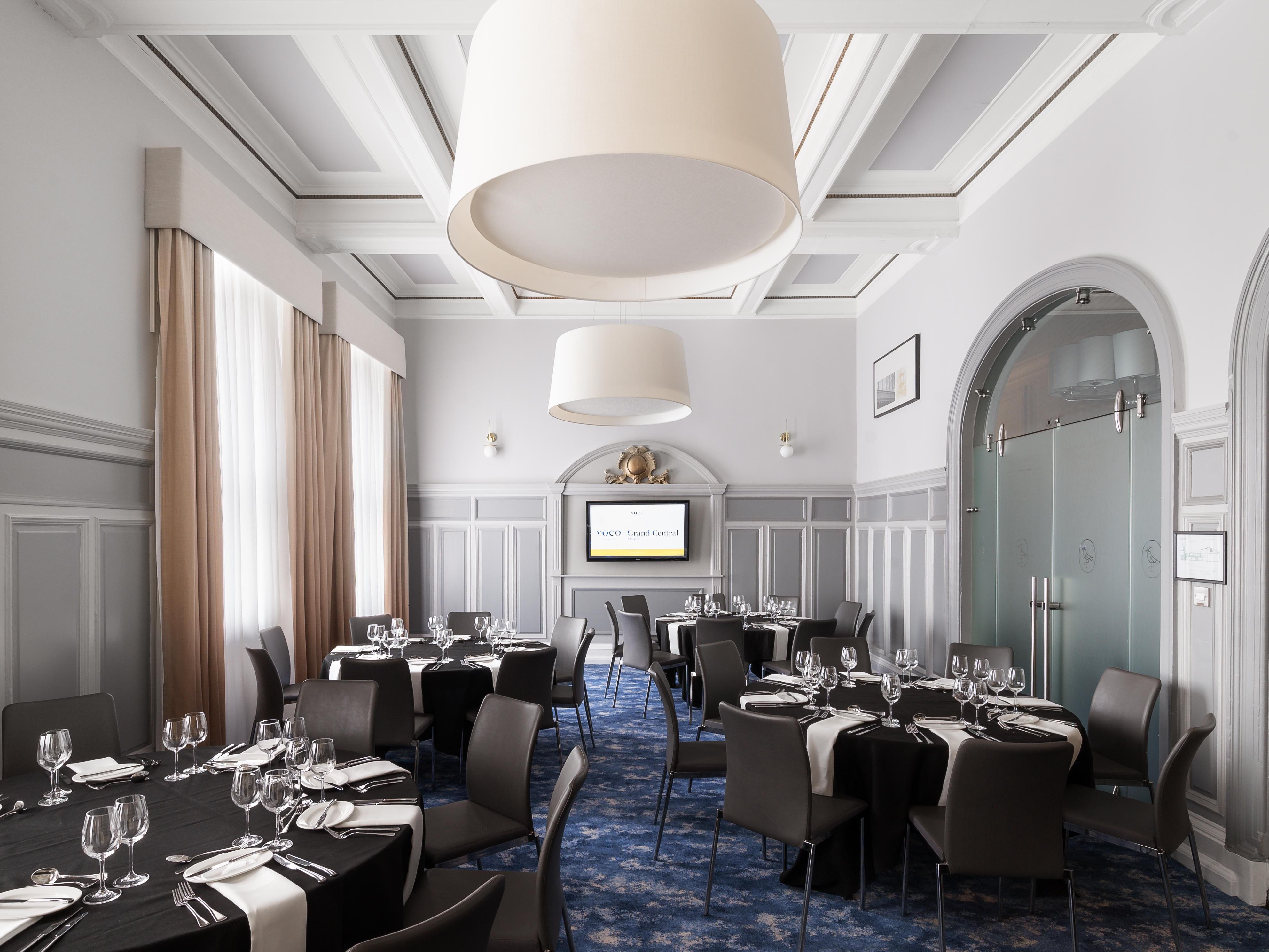 Celebrate life’s most cherished moments at voco Grand Central. Our versatile event spaces cater to a range of occasions, from birthdays, anniversaries, and christenings to charity balls and themed party nights. With a range of rooms and layouts tailored to your needs.