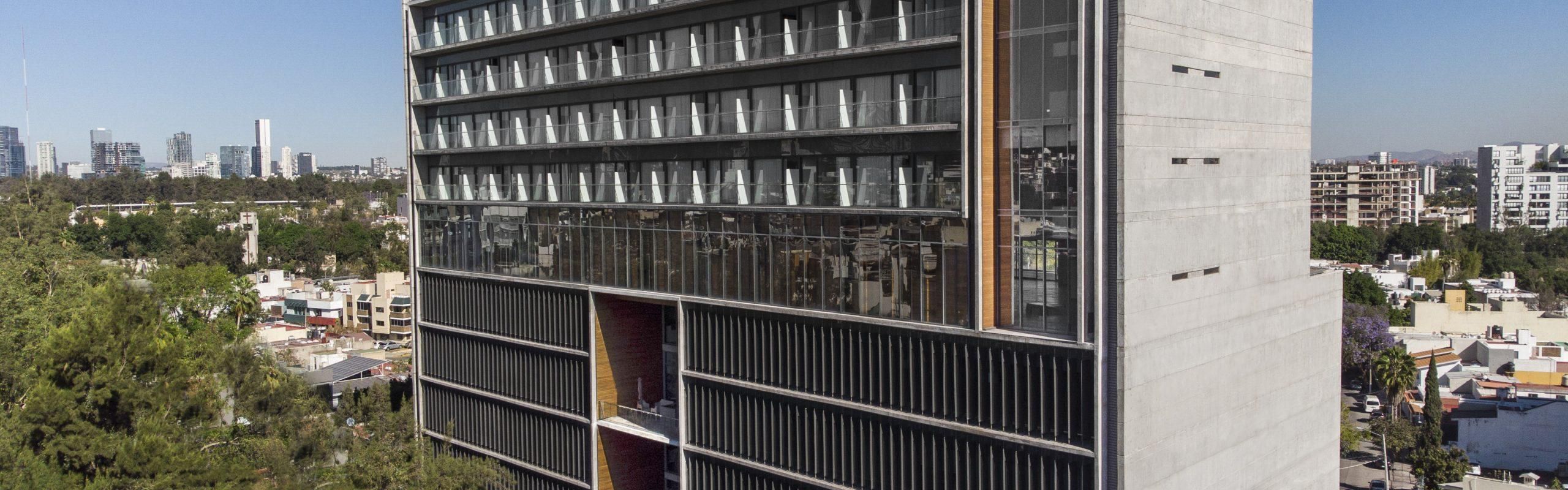 $hotelInfo.mediaDetails.welcomePhotos.primaryPhoto.caption}