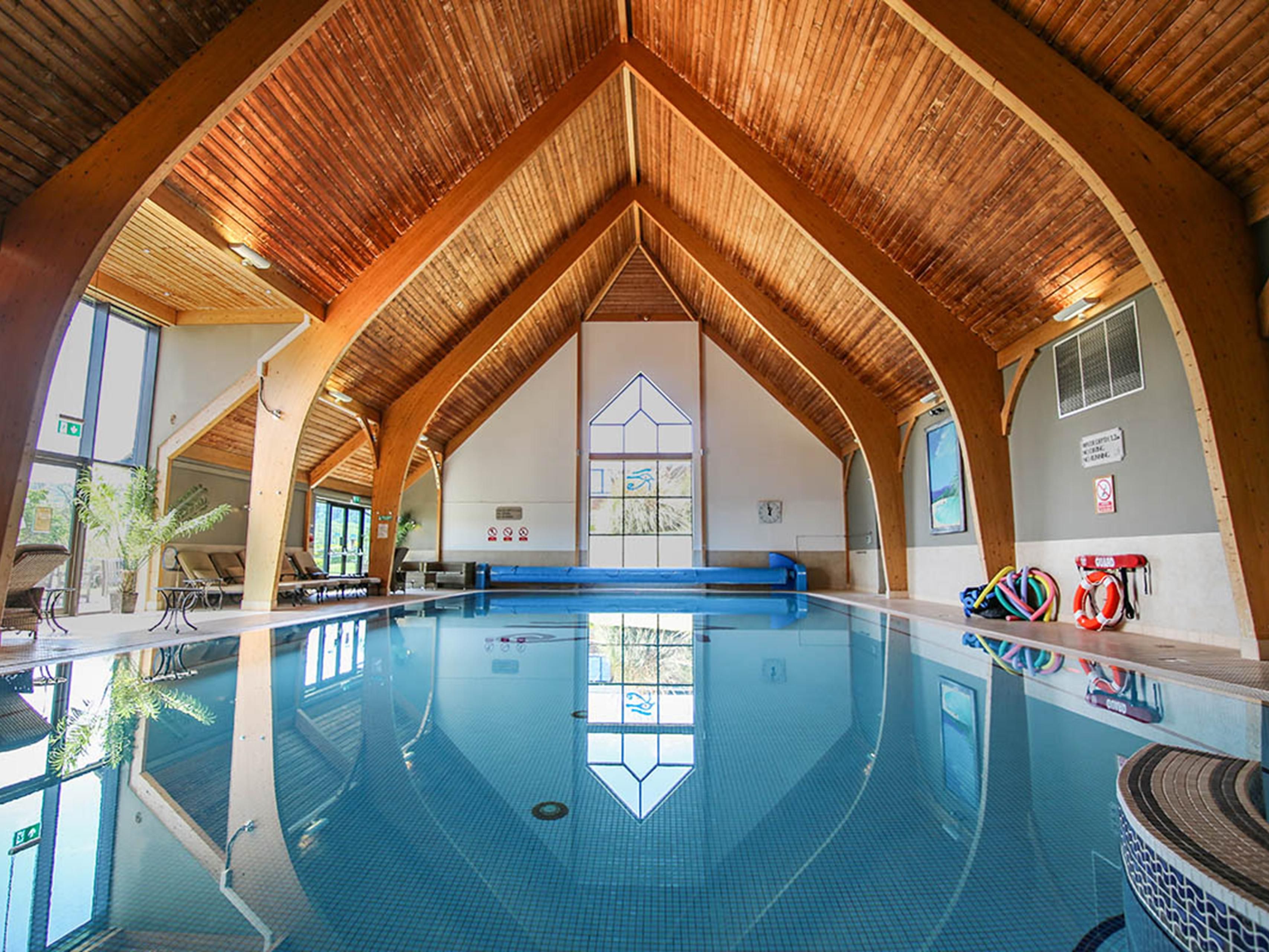 If you're an early bird & prefer a swim in the morning or looking to unwind at the end of a long day, our 16-meter crystal-clear swimming pool is perfect to relax & rejuvenate. Our sauna and steam room will cap off a refreshing visit to simulate your skin and senses. The gym provides everything you need for a complete health & fitness experience. 