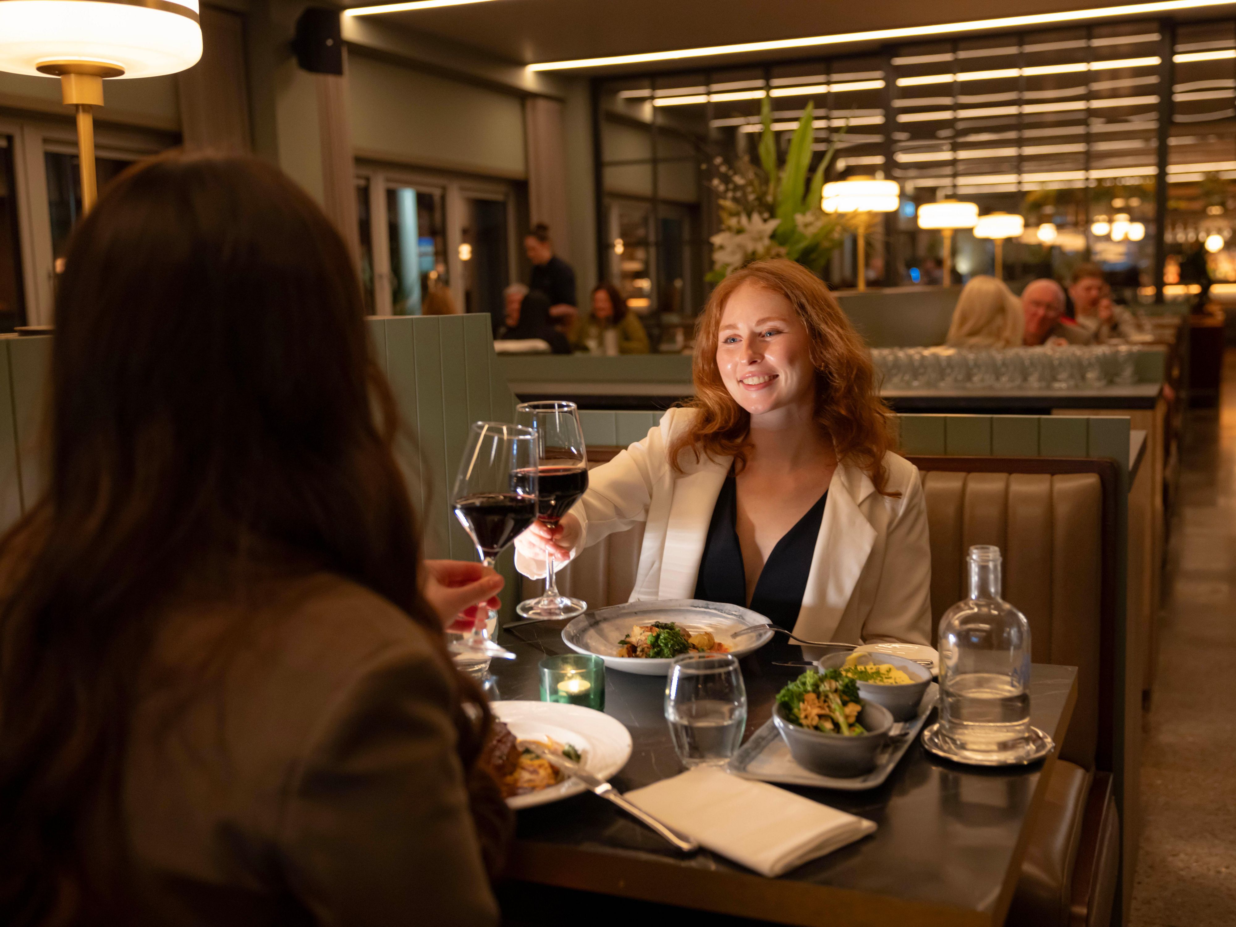 Enjoy our Christmas shopping break, which includes a €50 Kildare Village Voucher, an overnight stay, and a 3-course dinner at Club Kitchen with tea/coffee.