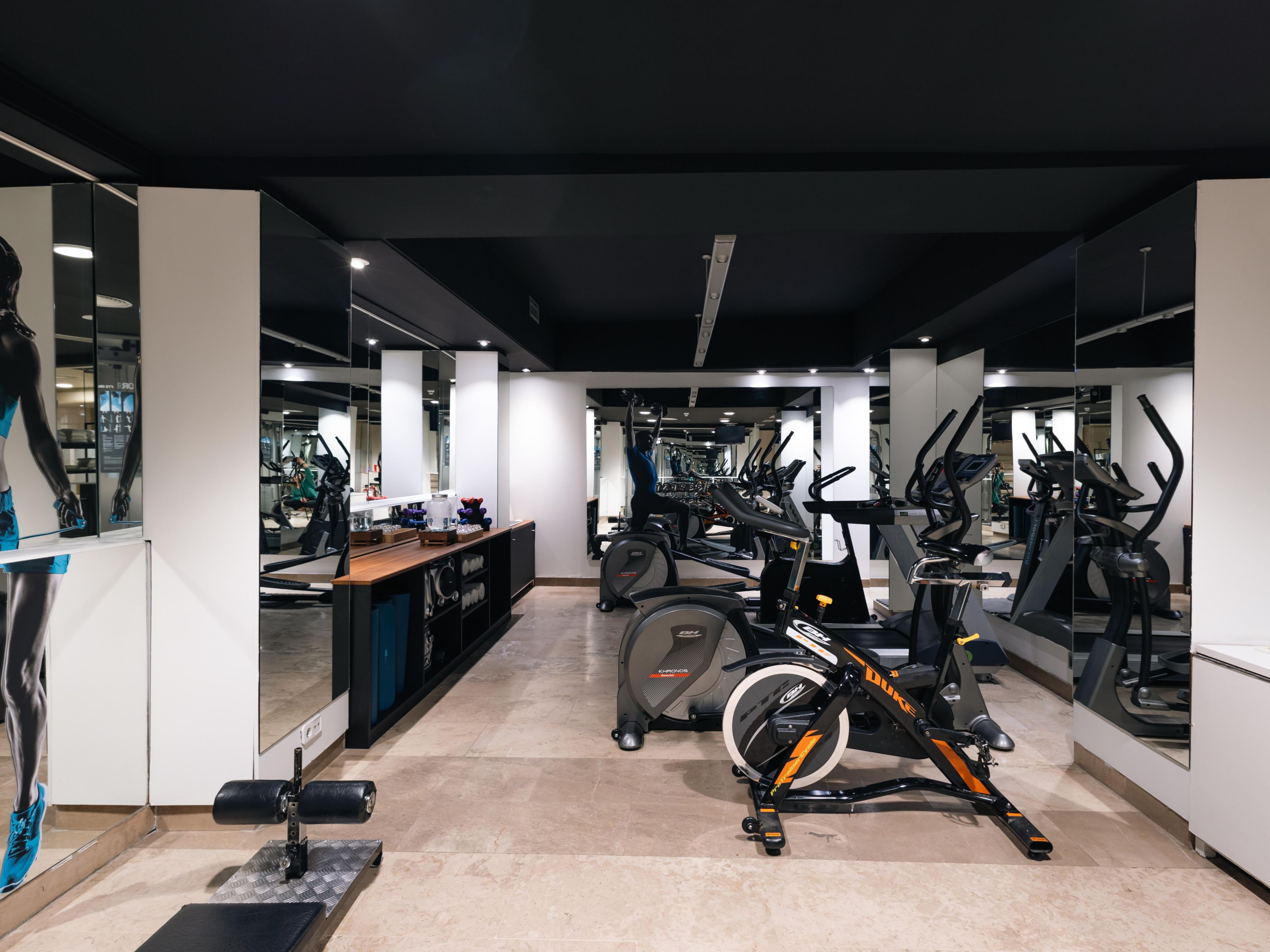 Stay active at our 24/7 gym, equipped with state-of-the-art machines, including treadmills, ellipticals, and stationary bikes, alongside free weights and strength training equipment. Our gym ensures you can maintain your fitness routine in an adapted environment.