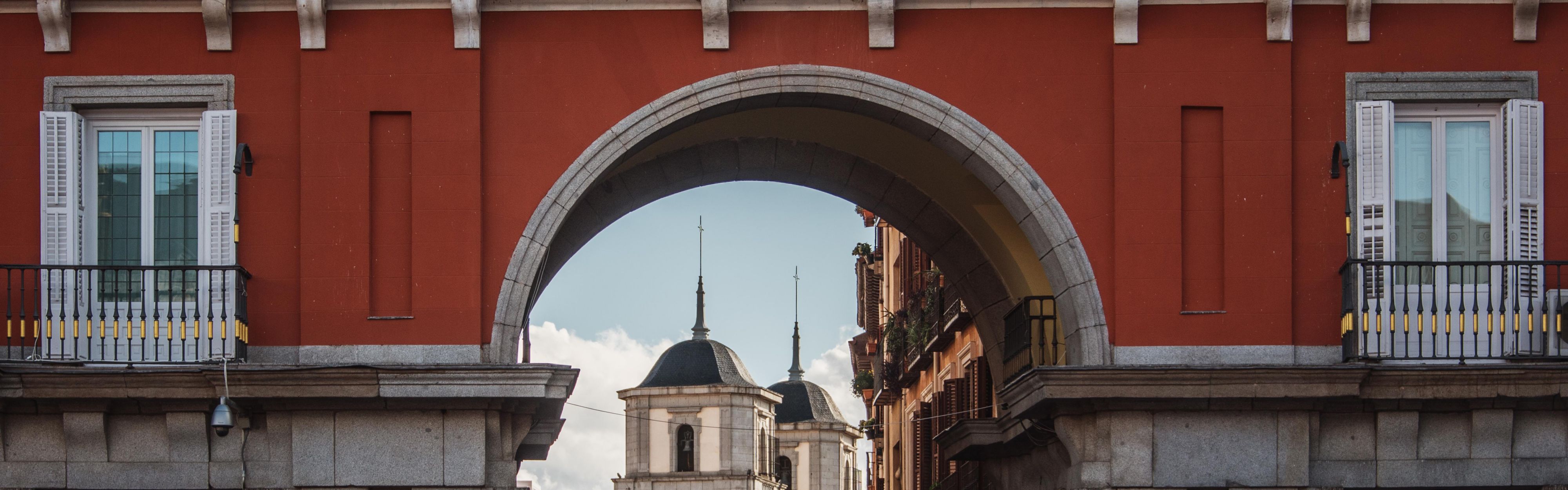 Discover The Architectural Beauty And Vibrant Culture Of Madrid