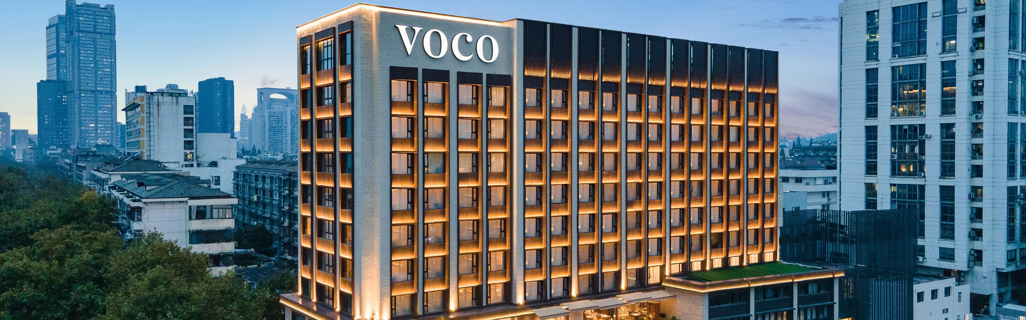 $hotelInfo.mediaDetails.welcomePhotos.primaryPhoto.caption}