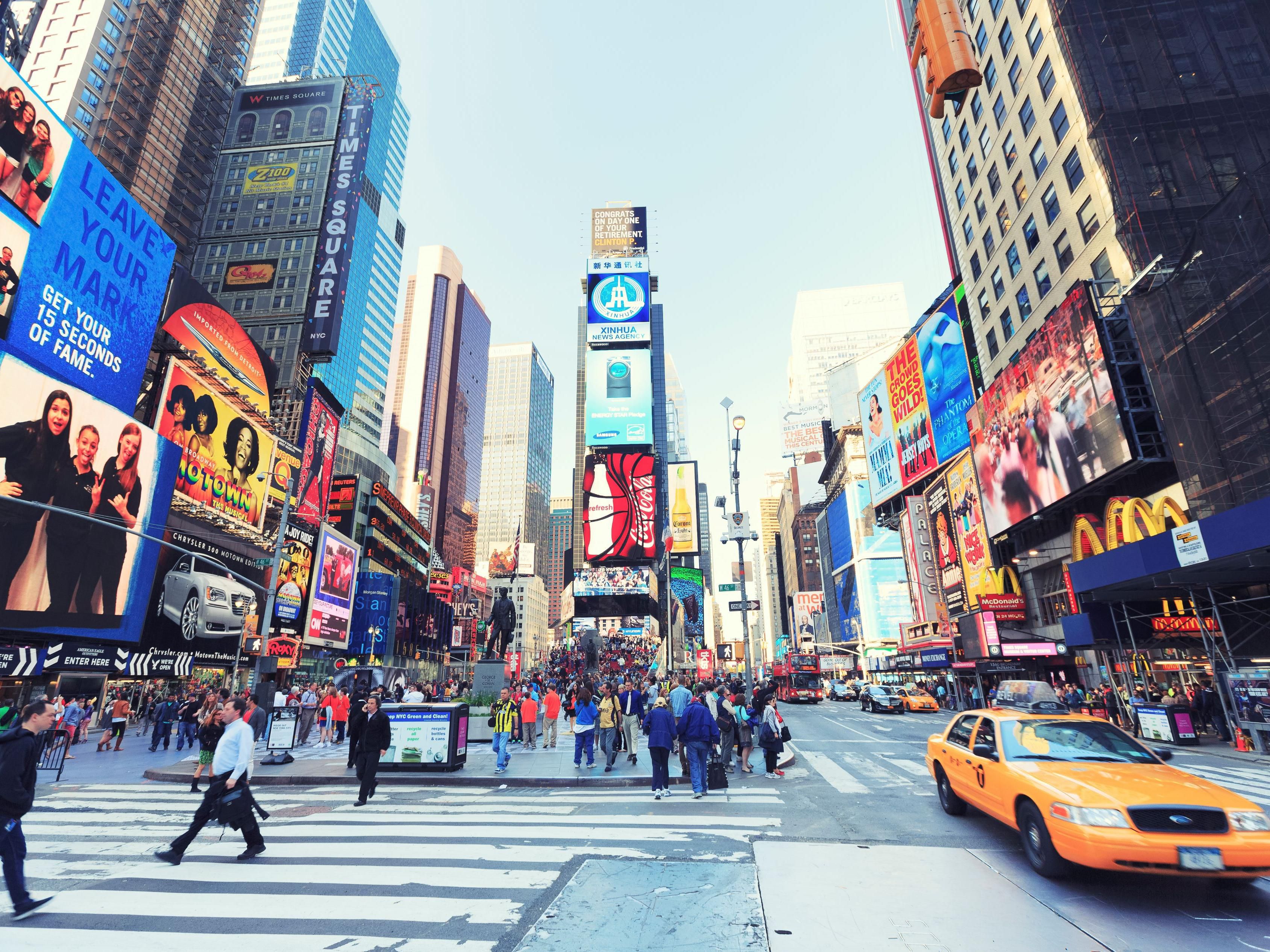Immerse yourself in the excitement of Times Square, only a short walk from the hotel. Experience the bright lights, theaters, and endless entertainment that define Midtown Manhattan’s iconic pulse.