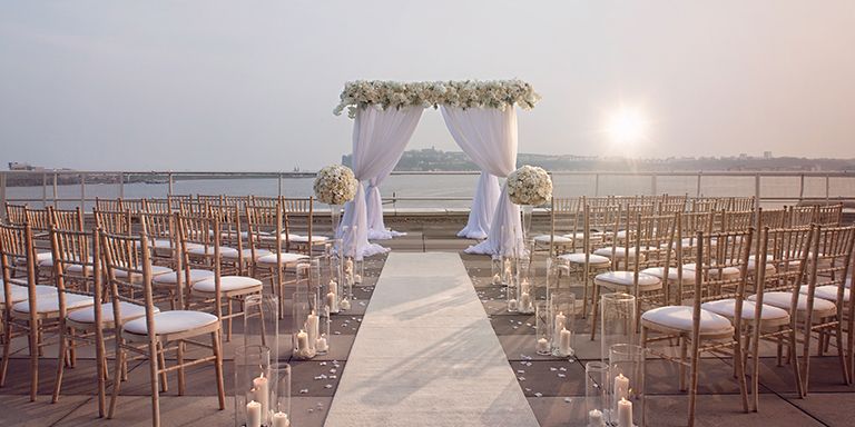 Beachfront wedding seats