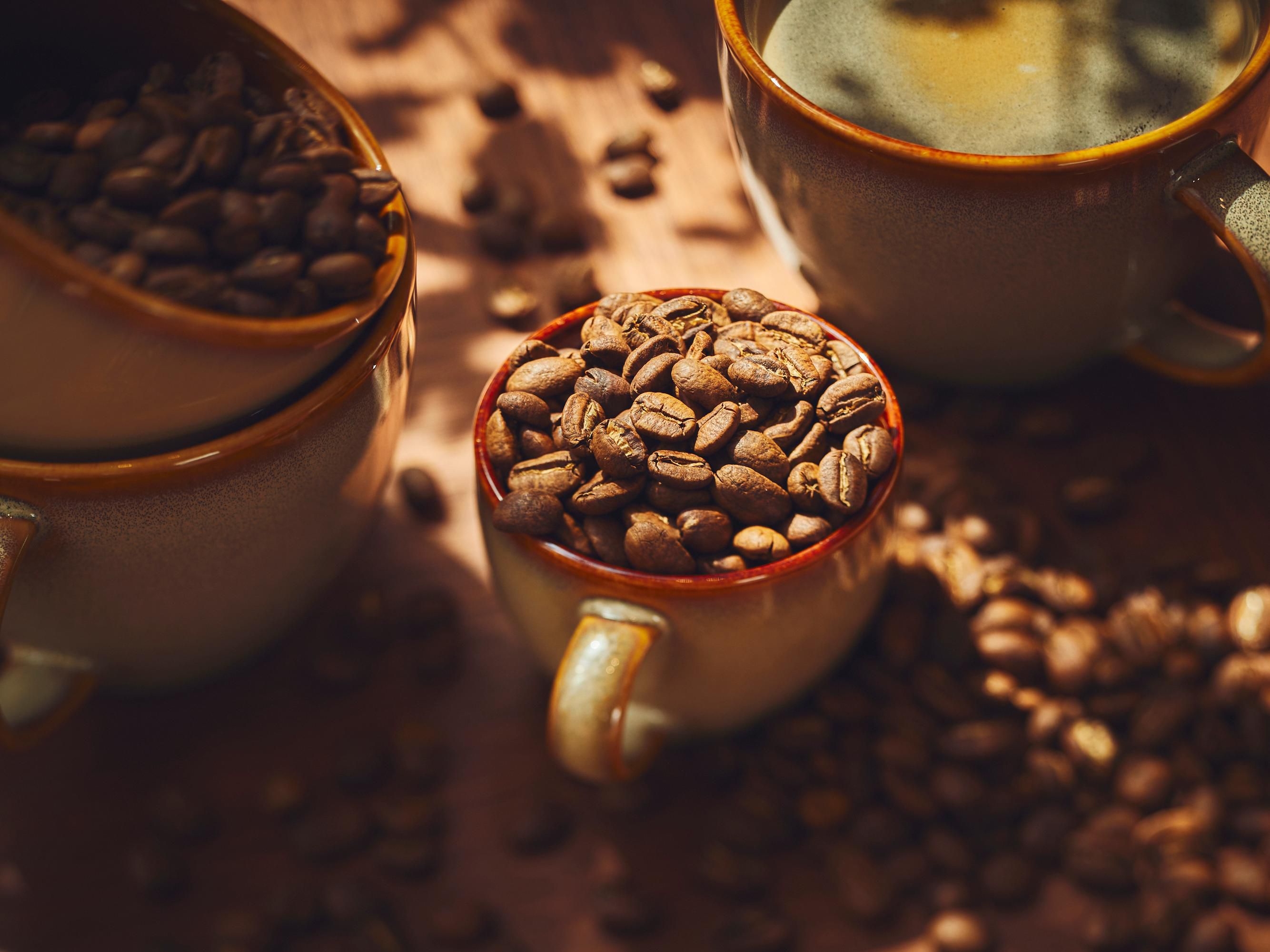 Experience our signature coffee. Brewed carefully with selected coffee beans roasted by local artisans.