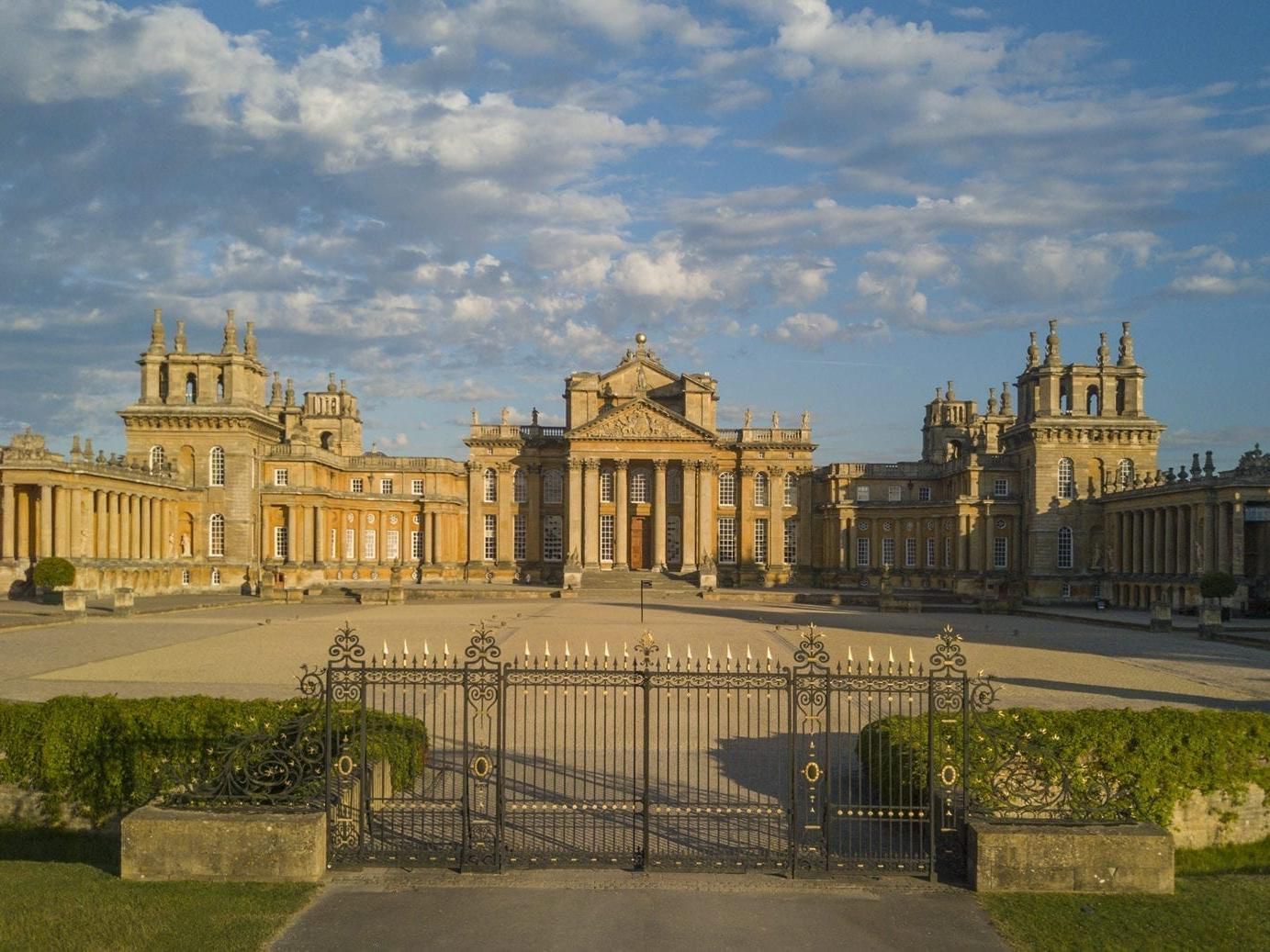Explore Blenheim Palace throughout the year and enjoy a variety of attractions and special exhibitions. Each visit offers something fresh and exciting, no matter the time of year. Elevate your experience with our exclusive Oxford Explorer package, which includes tickets to explore this top attraction.