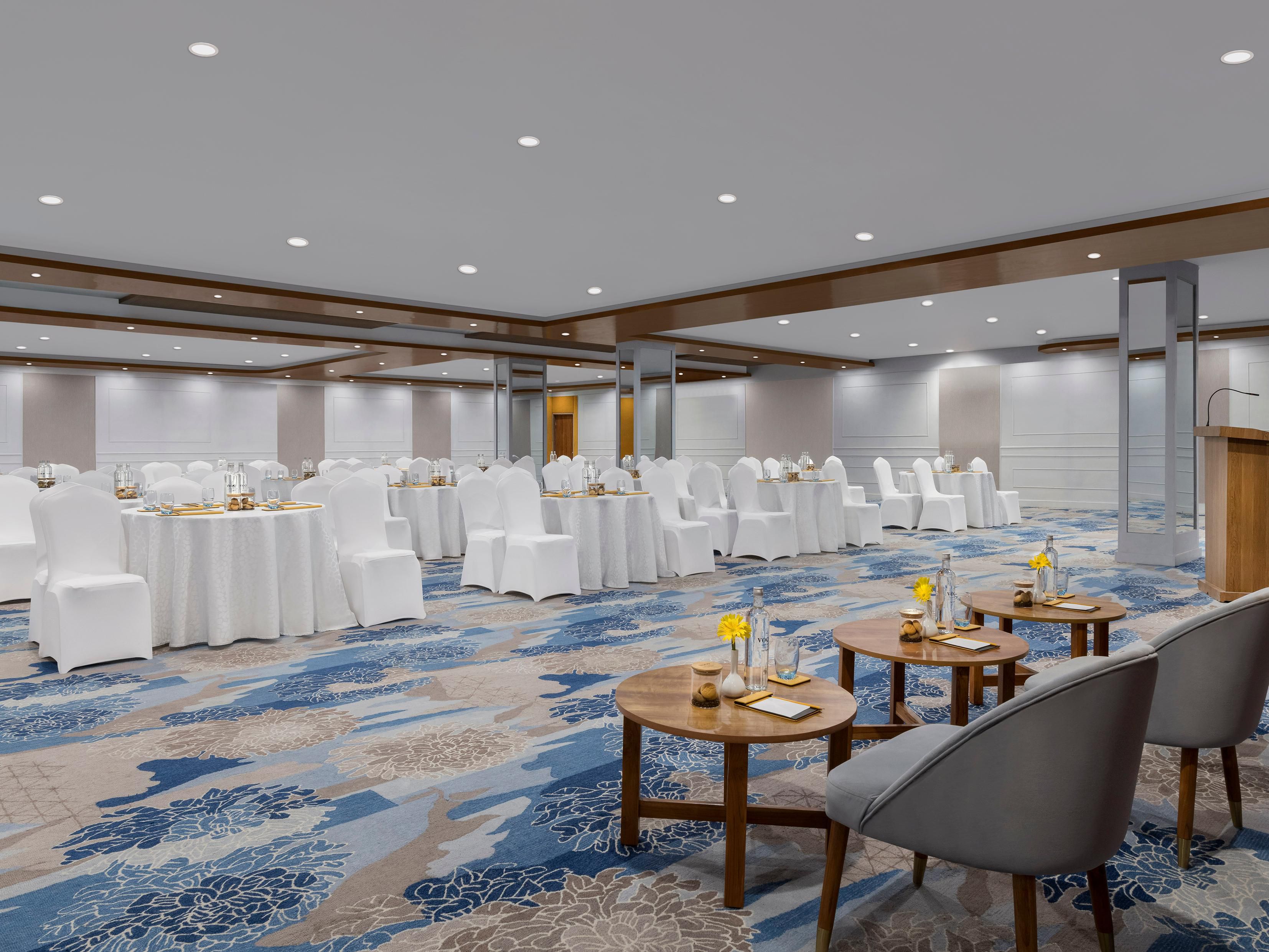 voco Jim Corbett is a versatile venue that serves as the perfect setting for corporate events, offsites, and other team-building activities. Comprising a banquet hall, spacious lawn, and a myriad of amenities, this venue promises to elevate any corporate event to new heights.