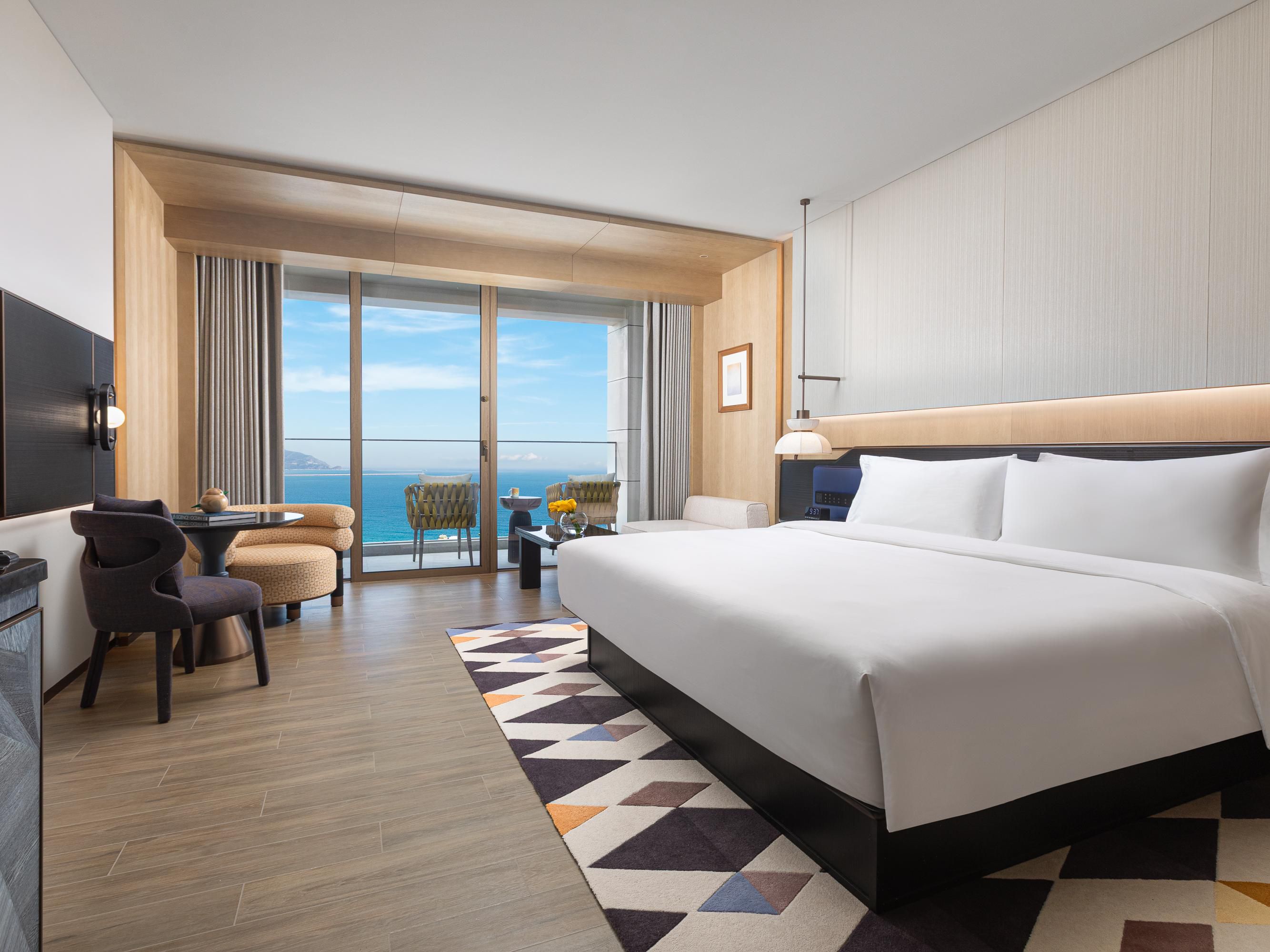 高级房 超大床 全海景