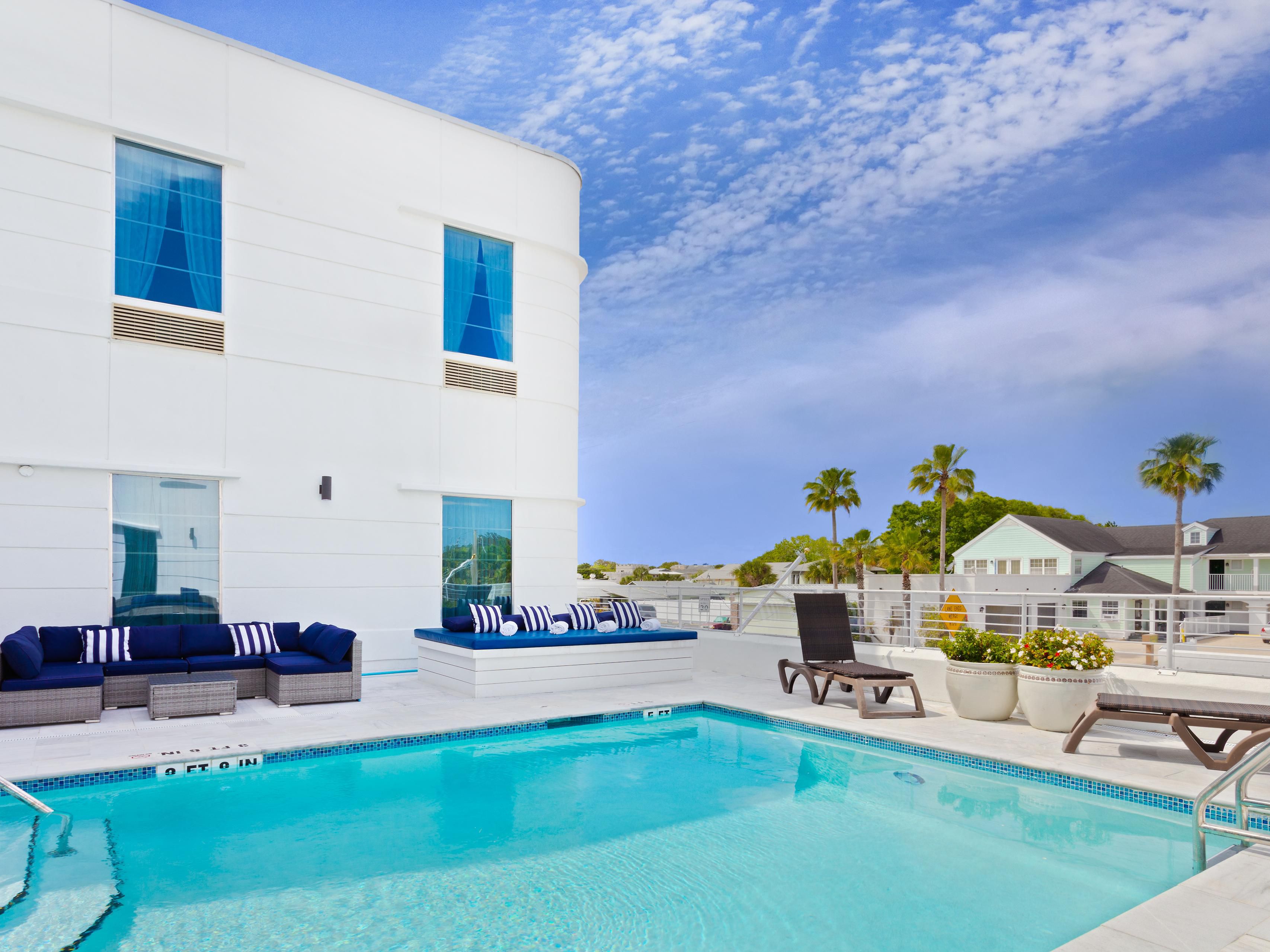 Enjoy the rooftop pool & sun deck at our St Augustine hotel.