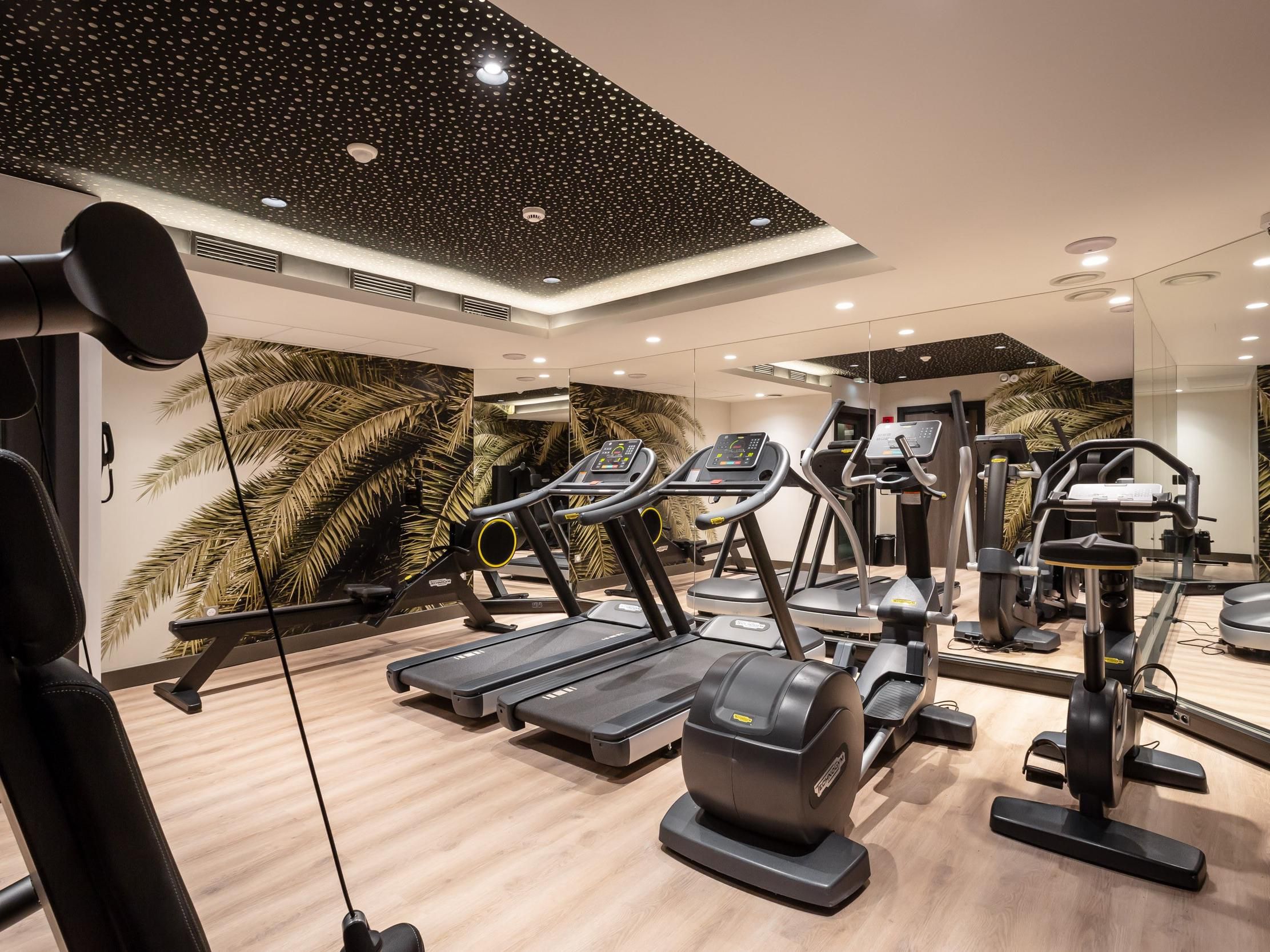 There’s no need to skip your workout while you’re here. Our Fitness centre has rowing machines, stationary bikes and treadmills.