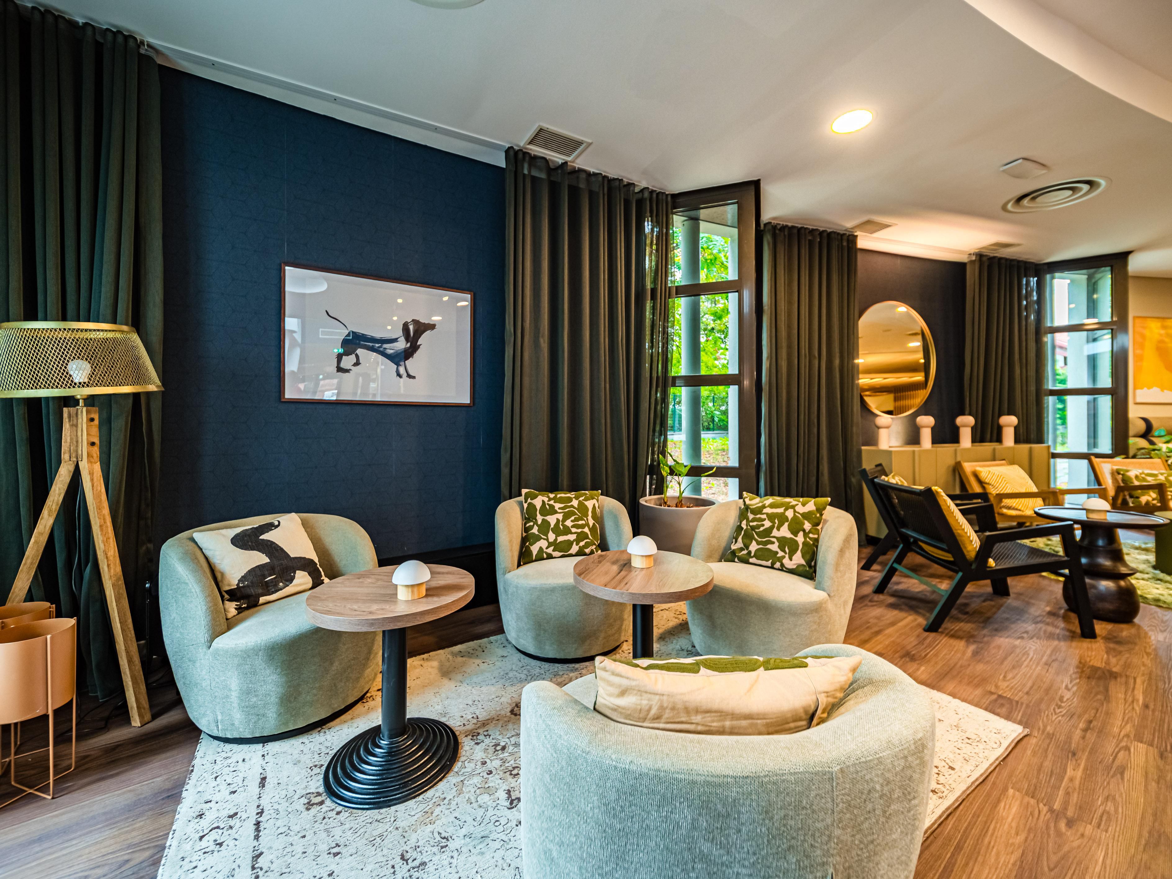 Discover Vienna from its most beautiful side and secure up to 20% discount on your overnight stay at the voco Vienna Prater - breakfast included. Bookable from 15 April to 31 August 2025 for stays from 29 June to 31 August 2025. Reservations must be made at least 7 days before arrival.