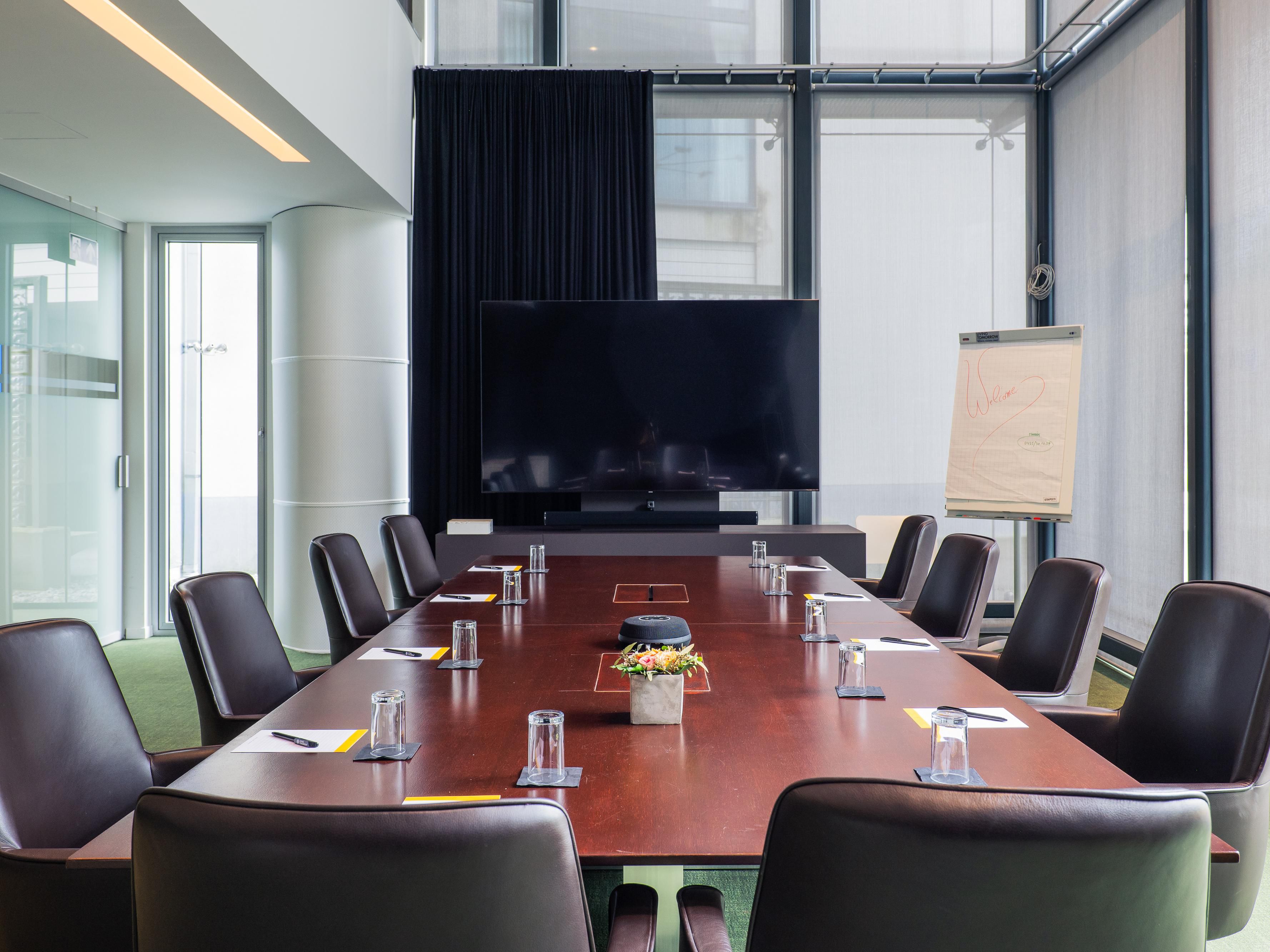 Plan a more sustainable meeting experience at voco™ Brussels City North. 