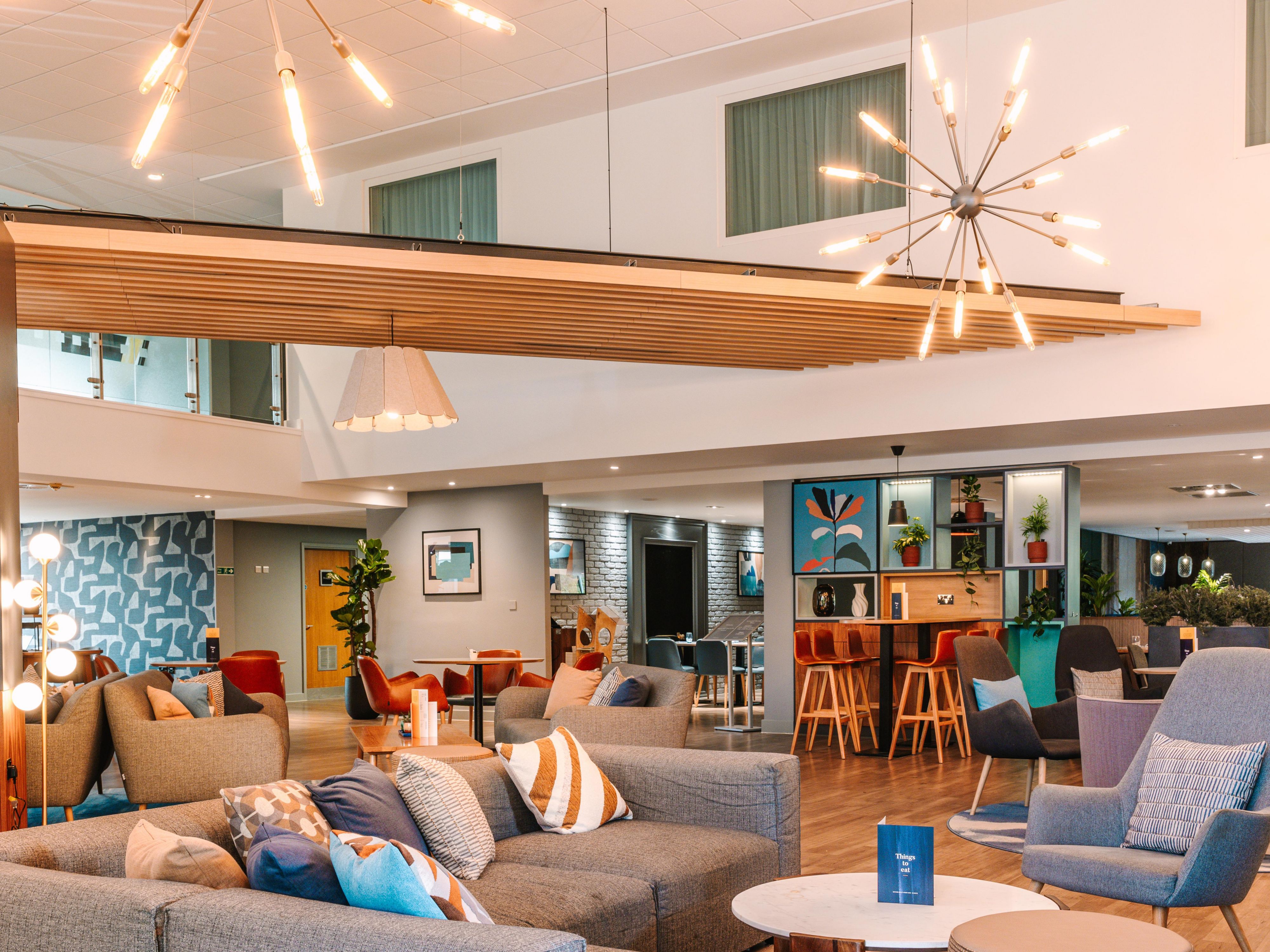 Spacious, light and bright. The Open Lobby and Lounge is perfect for informal meetings, after-work drinks, remote working and or just catching up with friends. We offer All Day Dining, so that's lunch and dinner covered. With plenty of USB's and plugs, you can stay all day! 